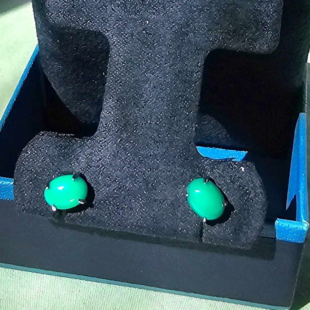 Green Onyx stud earrings